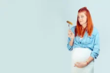 Is It Safe To Eat Pickles During Pregnancy?